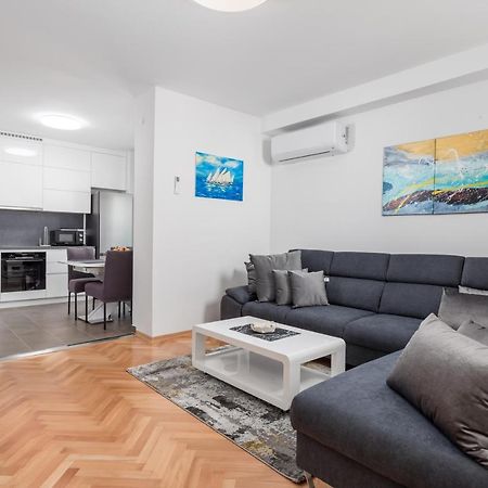 Relax Fiume Apartment Luaran gambar