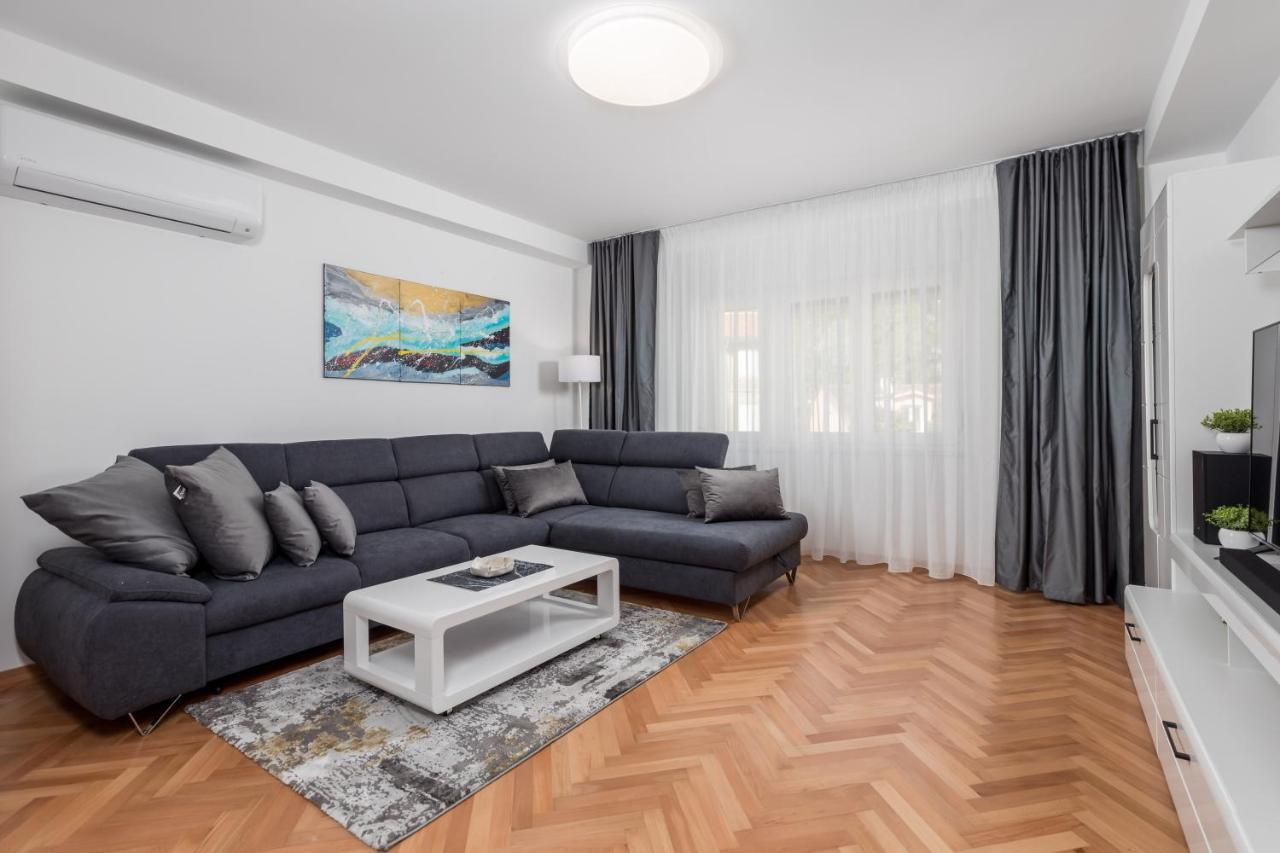 Relax Fiume Apartment Luaran gambar