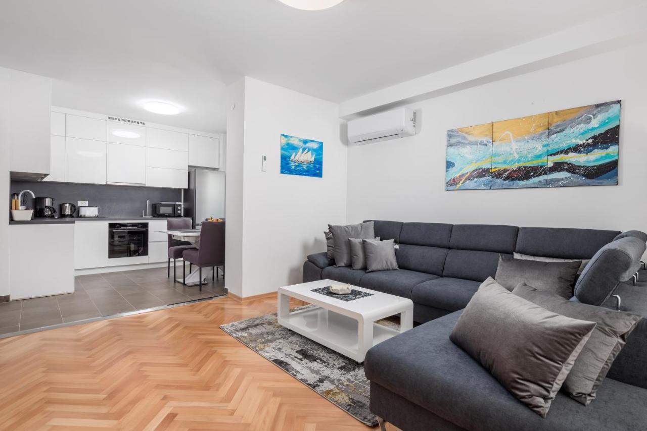 Relax Fiume Apartment Luaran gambar